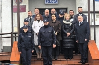 Nowe radiowozy dla Komendy Powiatowej Policji w Przysusze ze wsparciem samorząd&oacute;w.