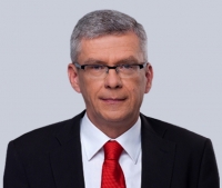 Ciężka praca i pokora - tym się kierujemy! Wywiad z wicemarszałkiem Senatu RP Stanisławem Karczewskim.